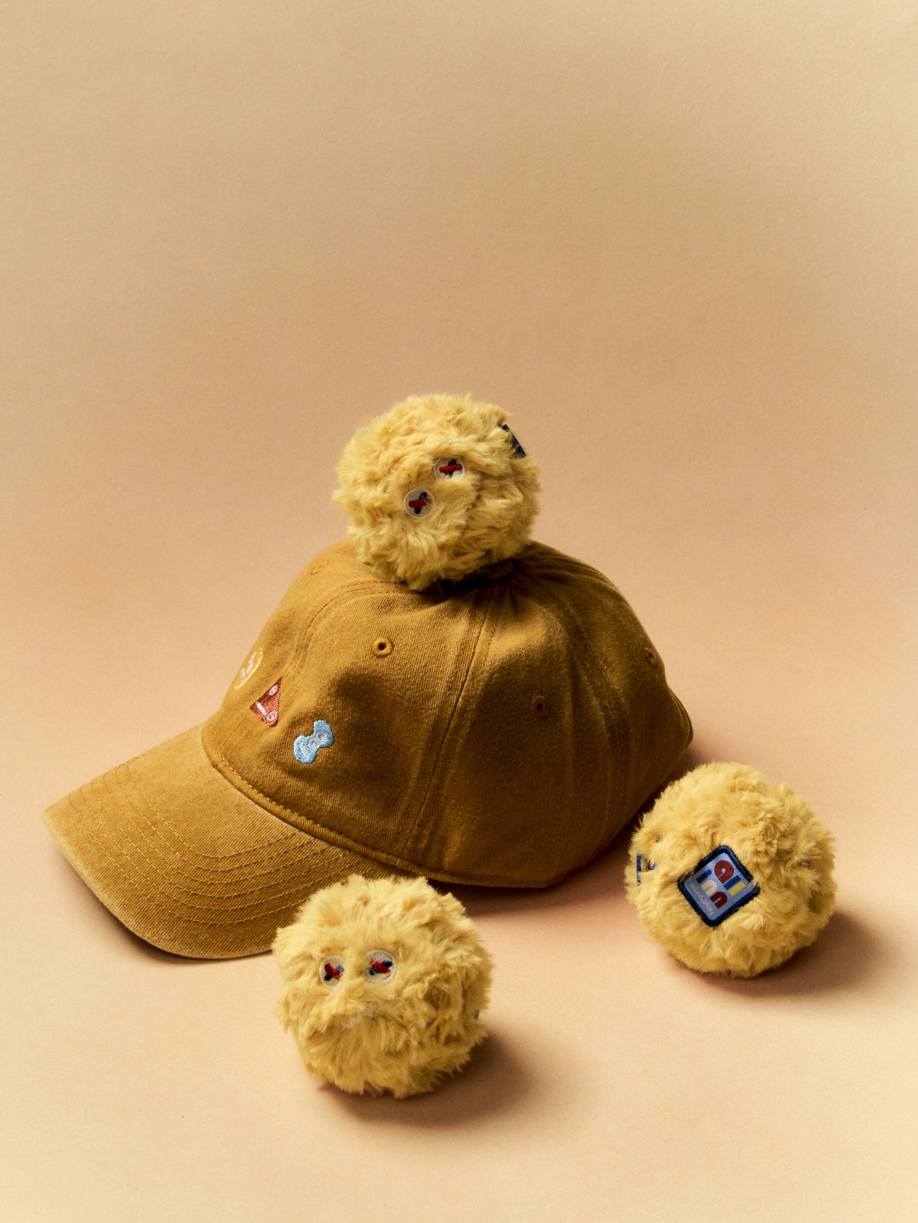 Cairn Ball · Blend Signal Yellow